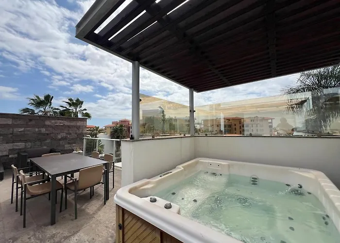 Apartamento Luxury In Bahia Del Duque By Altamarhomes