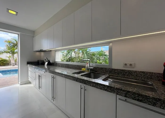 Luxury In Bahia Del Duque By Altamarhomes Apartamento *