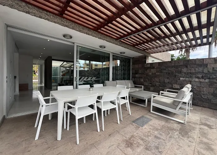 Luxury In Bahia Del Duque By Altamarhomes *