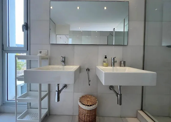 Apartment Luxury In Bahia Del Duque By Altamarhomes