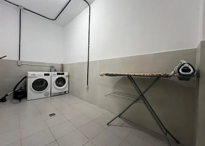 Apartment Luxury In Bahia Del Duque By Altamarhomes